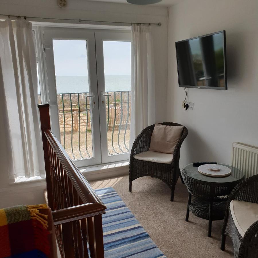 Beachfront Studio Pevensey Exterior photo